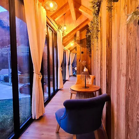 Bed & Breakfast 1703 - Secret - Open Living &